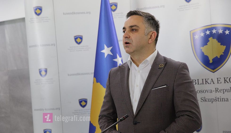 Besnik Tahiri foto Ridvan Slivova 2 e1642417600694