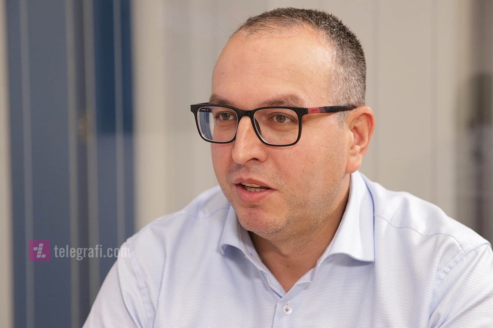 Betim Gjoshi Interviste foto Ridvan Slivova 2