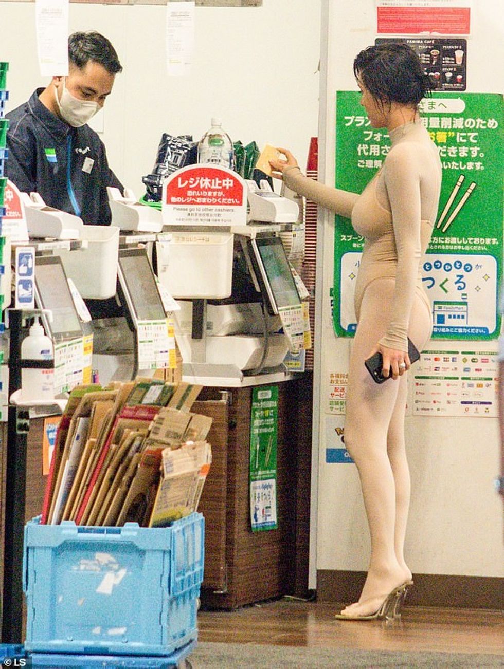 Bianca e lindur në Australi është fotografuar me një sërë veshjesh mbresëlënëse që kur u martua me Kanye në dhjetor 2022.