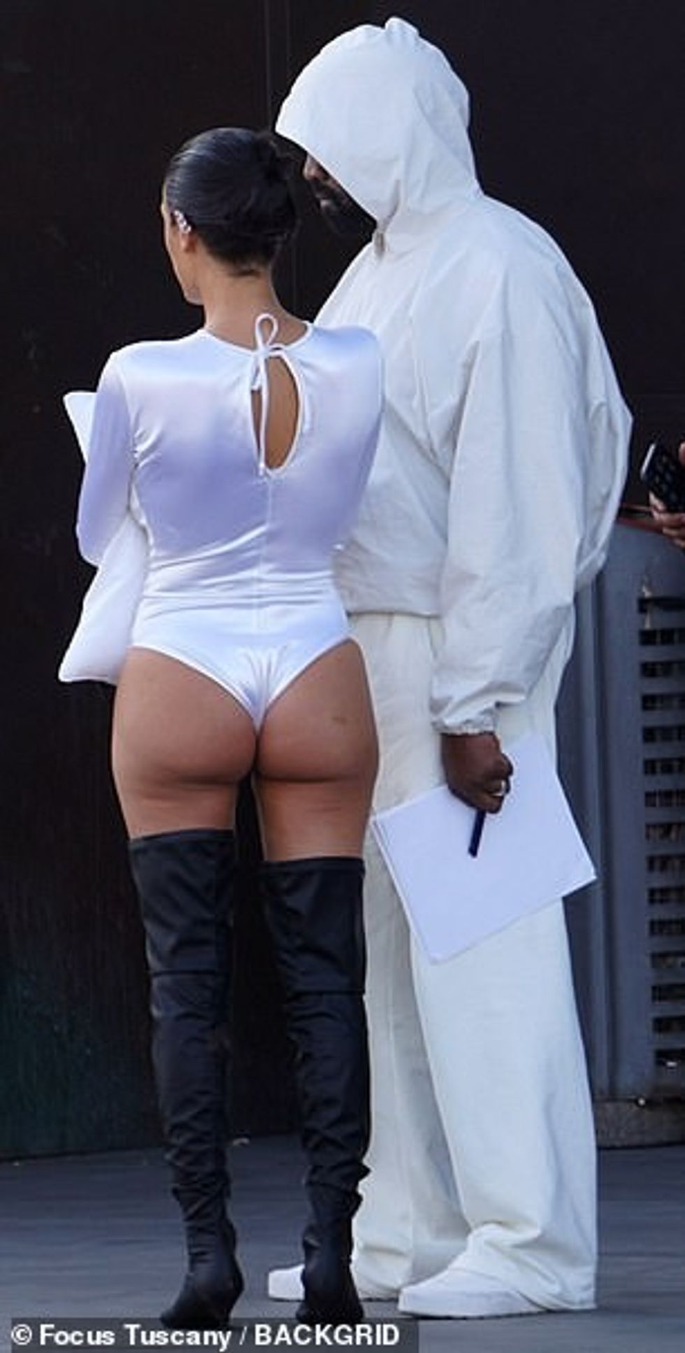 Bianca shfaqi figurën e saj të pabesueshme në një pamje shumë të guximshme