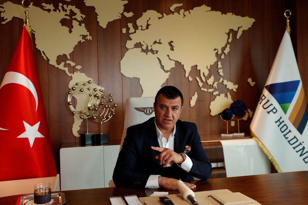 Biznesmeni turk Bayrak shprehu një interes për të blerë Chelsean në fillim të këtij viti