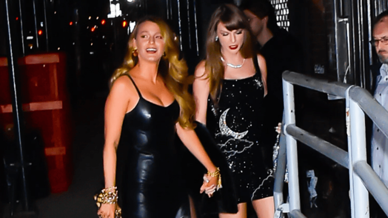 Blake Lively mungoi në dasmën e Taylor Swift - miqësia e tyre thuhet se ka marrë fund Blake Lively mungoi në dasmën e Taylor Swift - miqësia e tyre thuhet se ka marrë fund