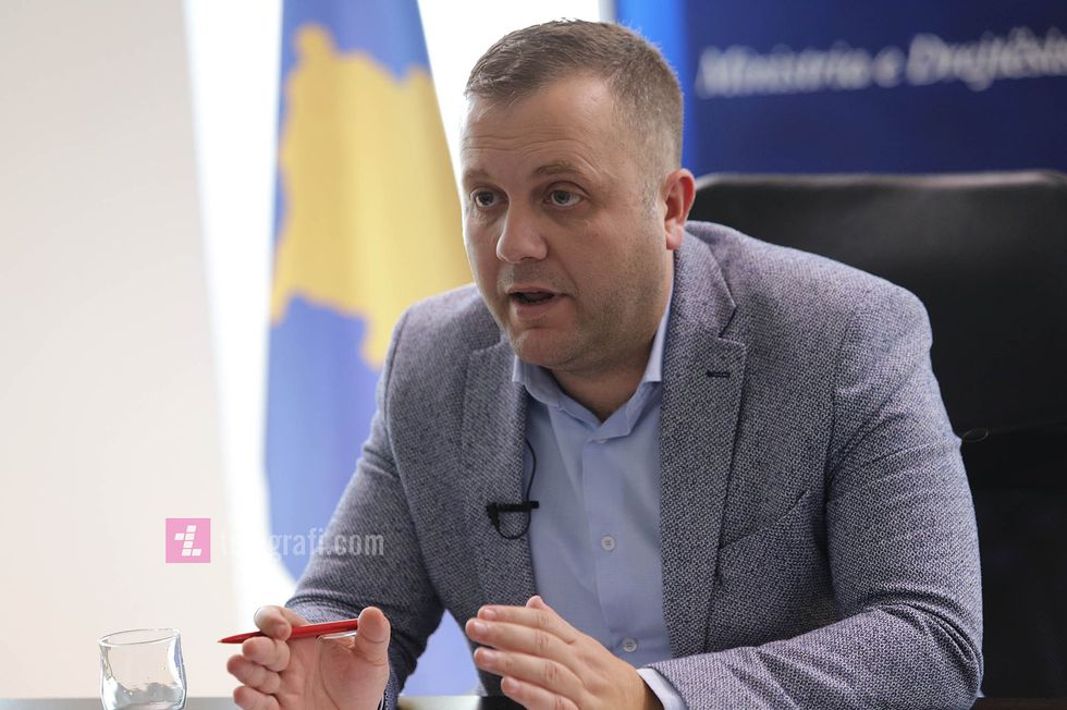 Blerim Sallahu interviste foto Ridvan Slivova 15