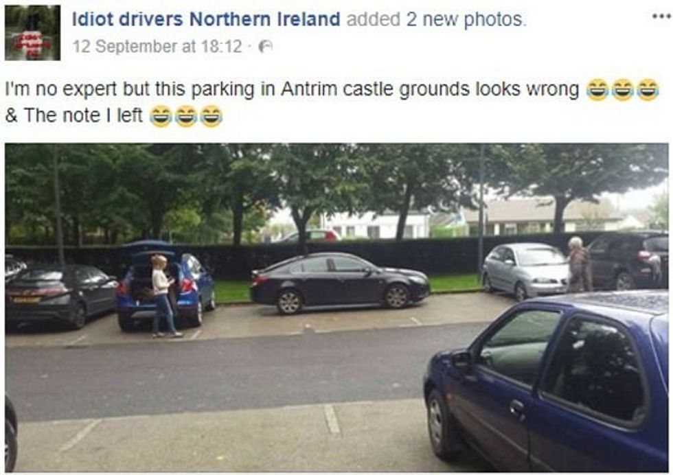 Bllokon tri hapësira parkimi i japin instruksione si duhet vepruar foto 2