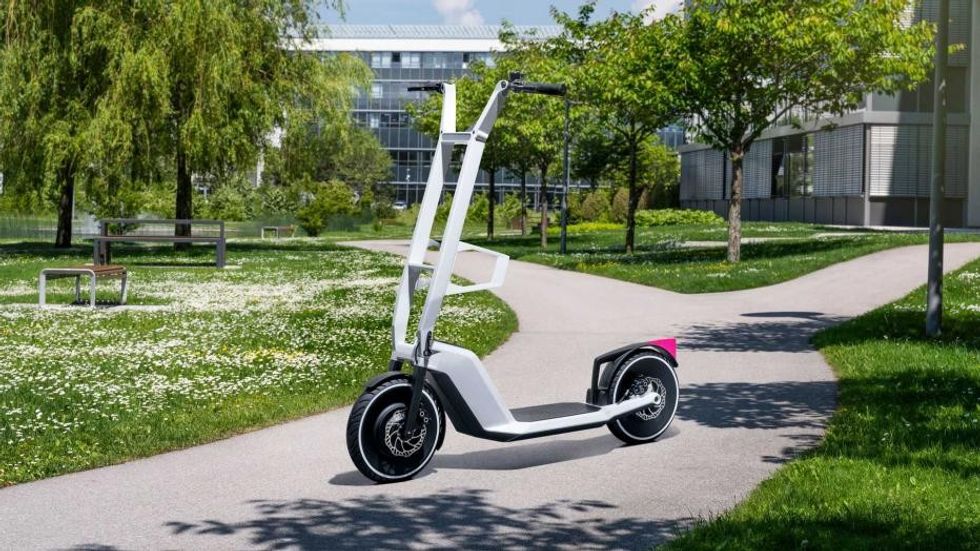 bmw concept clever commute