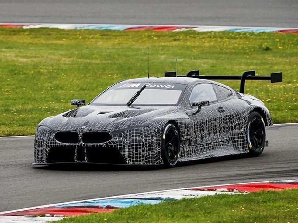 BMW lanson shtatë makina në panairin e Frankfurtit perfshire edhe modelin e garave M8 foto 3