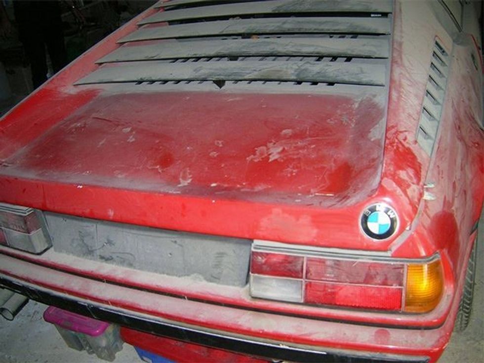 BMW M1 që i përket një koleksioni të rrallë ka qendruar ne pluhur per 30 vjet foto 2