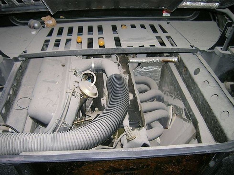 BMW M1 që i përket një koleksioni të rrallë ka qendruar ne pluhur per 30 vjet foto 3