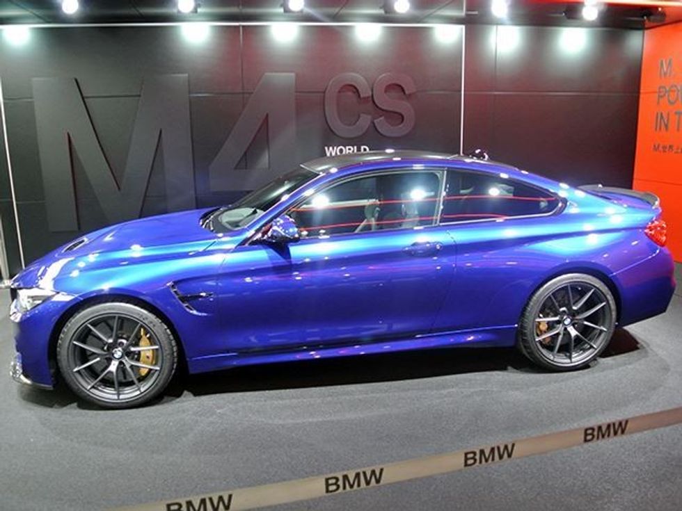 BMW prezanton modelin M4 CS që ka 460 kuajfuqi foto 3