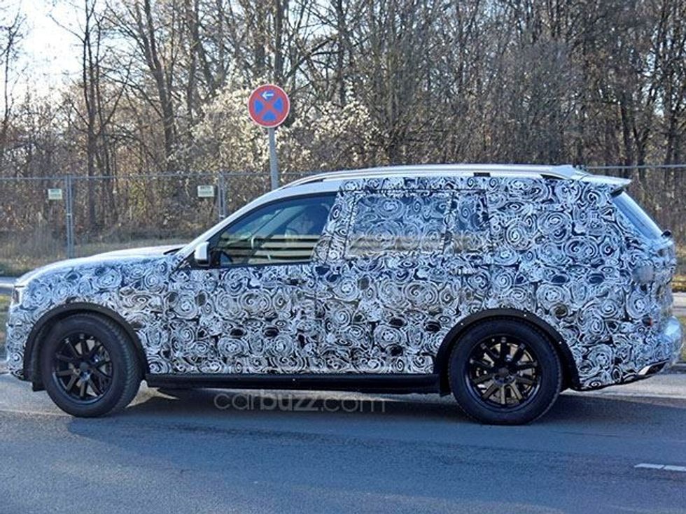 BMW X7 do të konkurrojë me modelin Bentayga foto 4