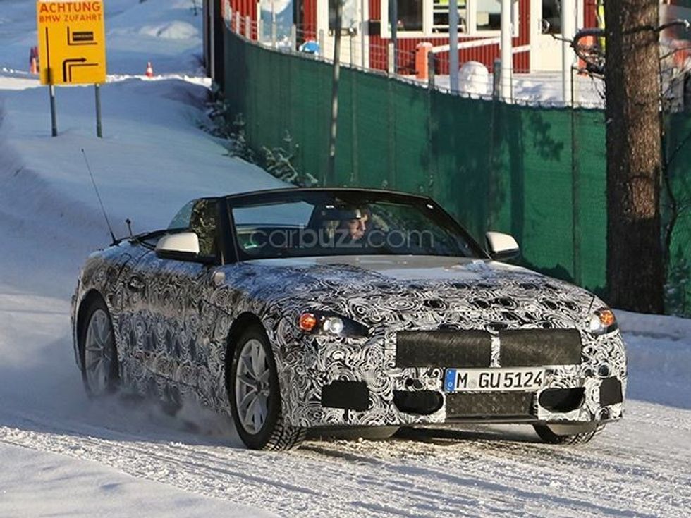 BMW Z5 testohet me tavanin e hapur derisa temperatura ishte nen zero foto 3