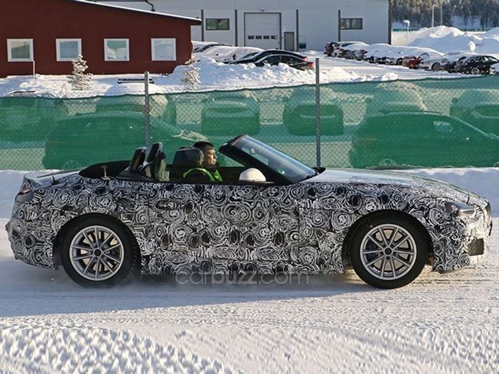 BMW Z5 testohet me tavanin e hapur derisa temperatura ishte nen zero foto 5