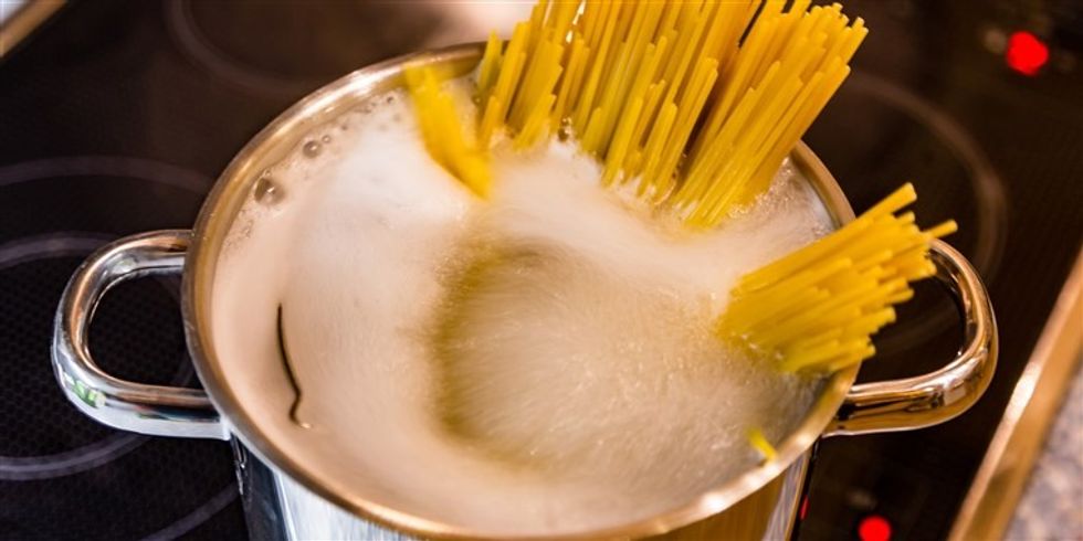 boiling pasta today main 181127 26936d08e595b6bcebf4bb3ceffd7216.fit 760w