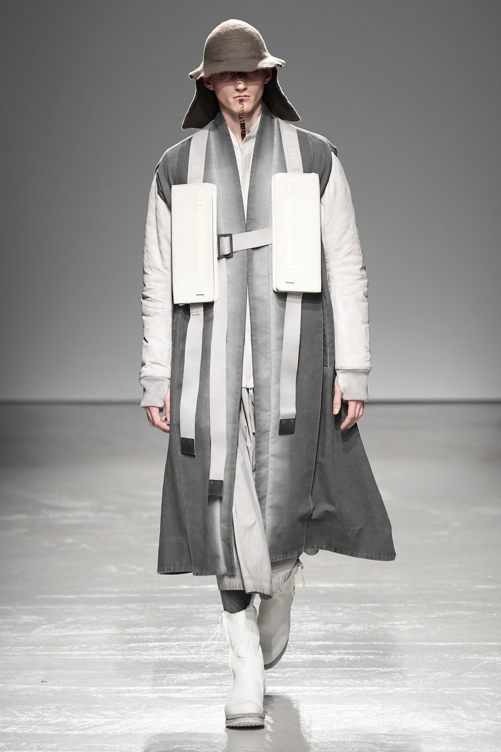 boris bidjan saberi men fall 2019 paris fashion week pfw 001