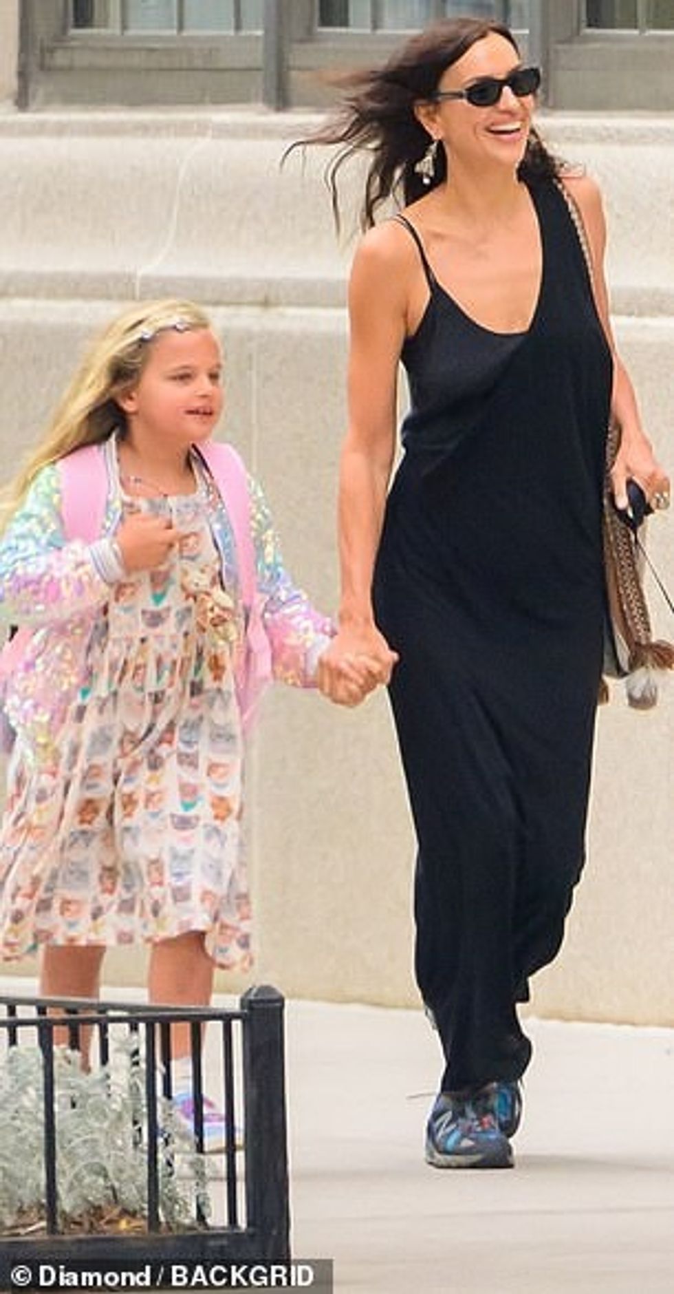 Bradley dhe Irina u lidhën fillimisht në 2015 para se të dilnin publikisht si çift në 2016, duke pritur vajzën e tyre të vogël në 2017 dhe më pas u ndanë dy vjet më vonë.