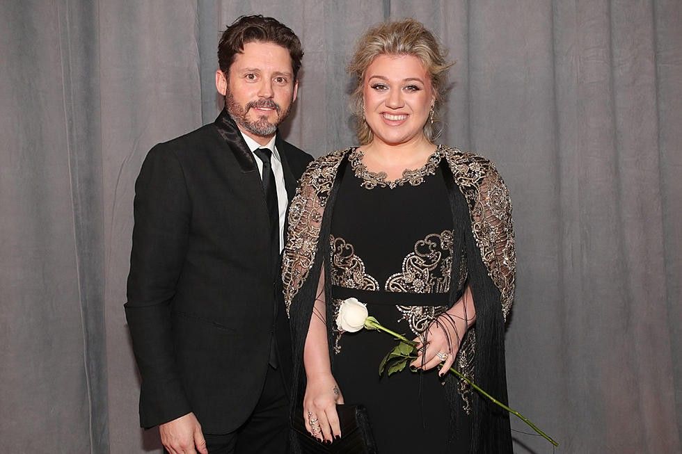 brandon blackstock response kelly clarkson divorce petition