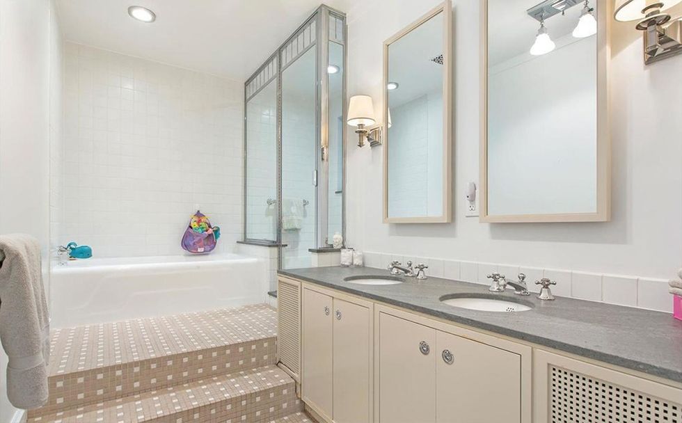 brucewillis nyc sold15