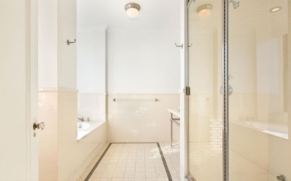 brucewillis nyc sold17