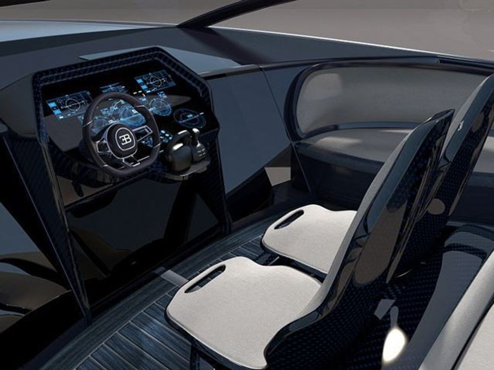 Bugatti Chiron transformohet në super jahte te gjate 20 metra foto 3