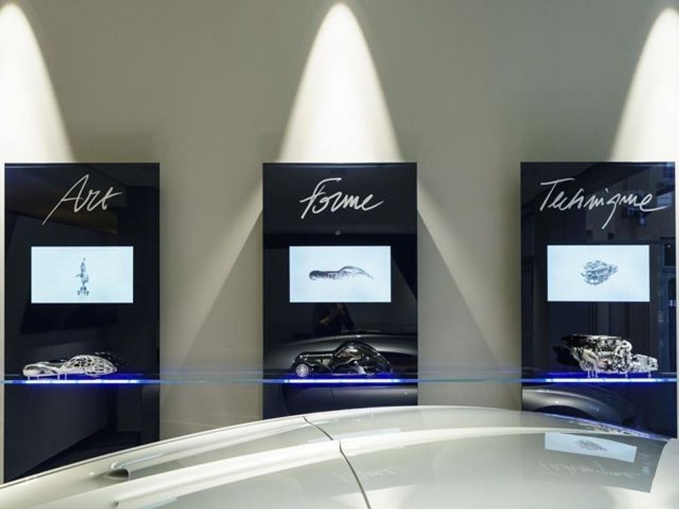 Bugatti me lokal të ri ekspozues mbi njeqind metra katrore luks te mahnitshem foto 2