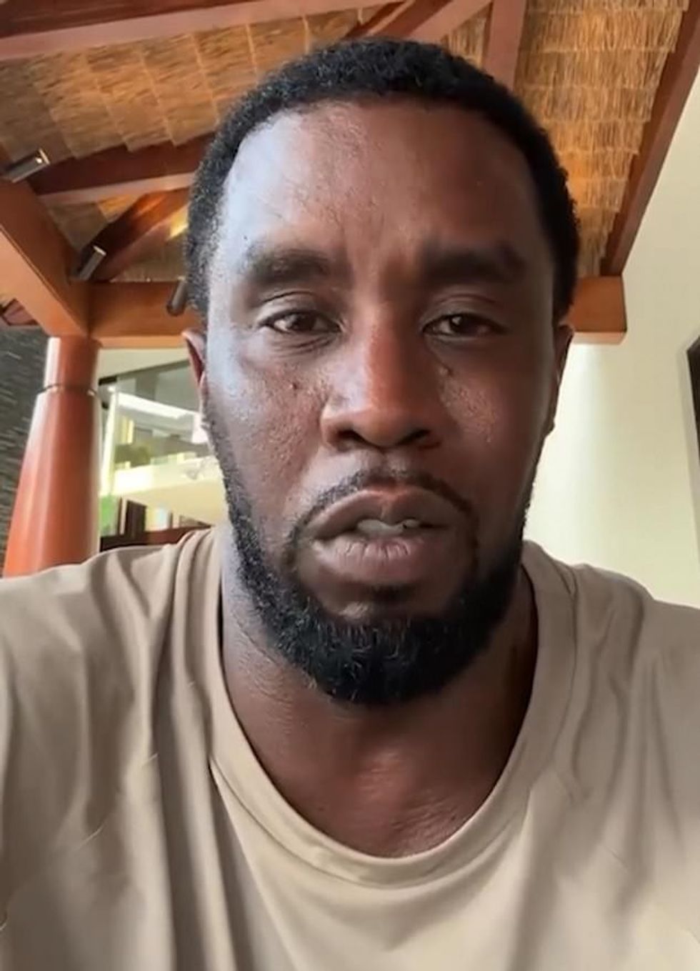 Burimet i thanë më tej TMZ se Diddy ishte i sinqertë me faljen e tij pasi videoja e sulmit Cassie doli në dritë.