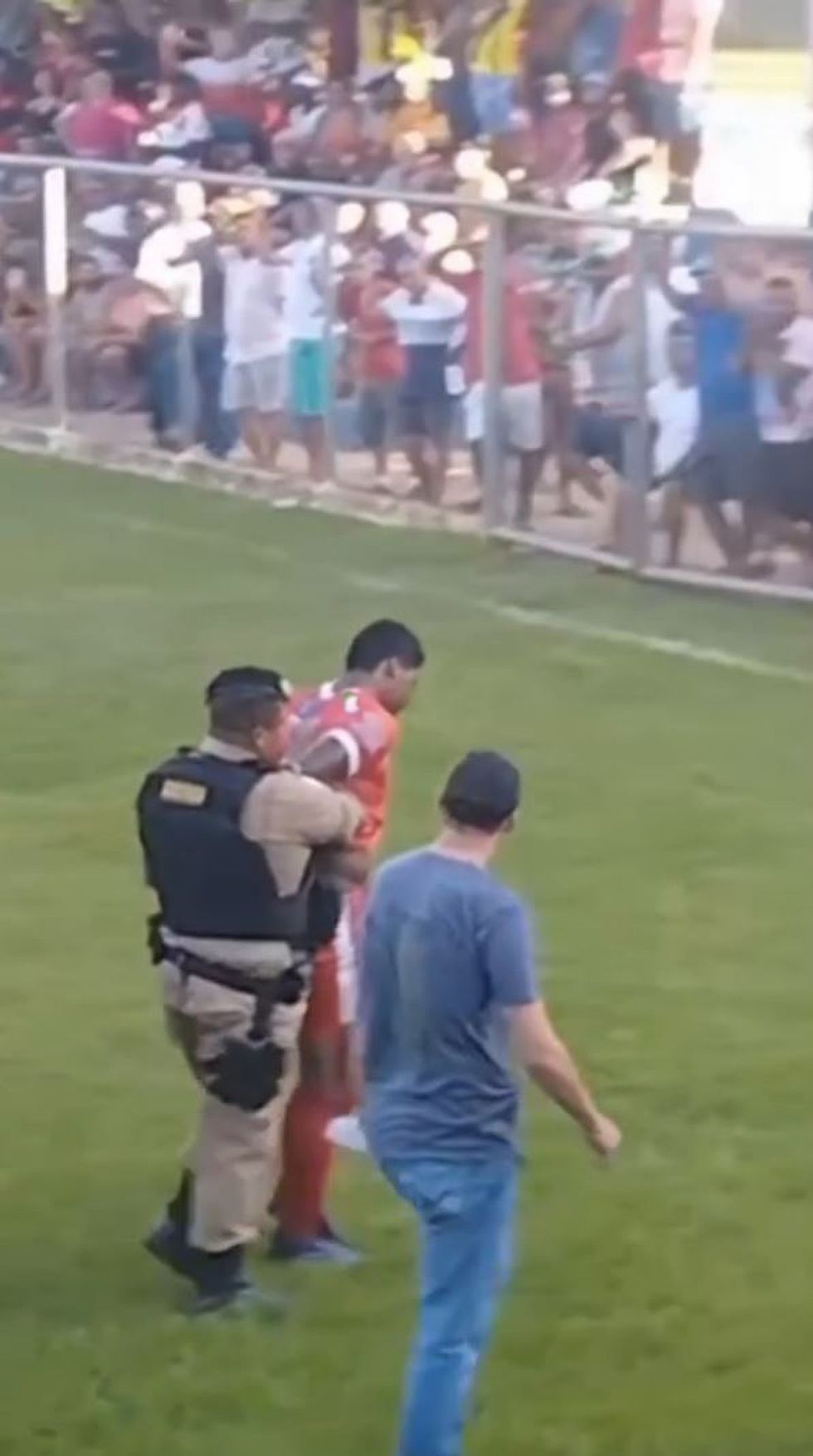 Burri dyshohet të jetë kreu i një klani të trafikut të drogës