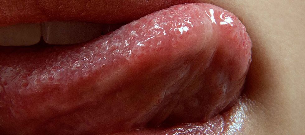 ©ParamountDentalSydneyNewsBlogWhatisyourtonguetryingtotellyouBanner