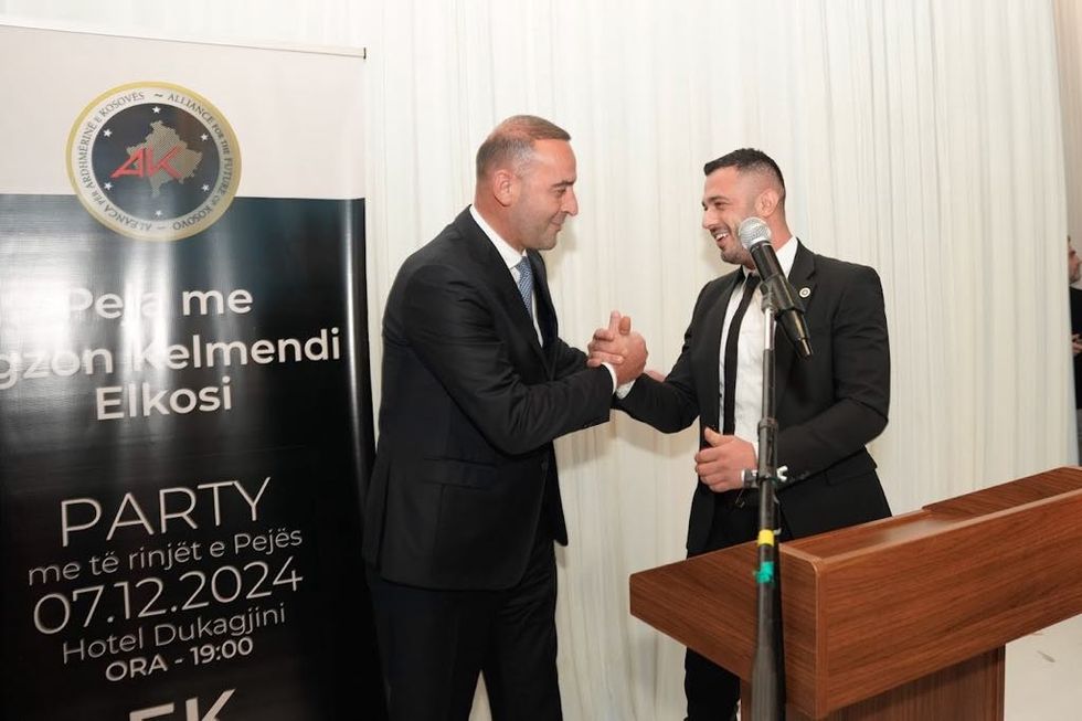 c27dcff3 0e0f 4c81 913c 821d8859a1ad