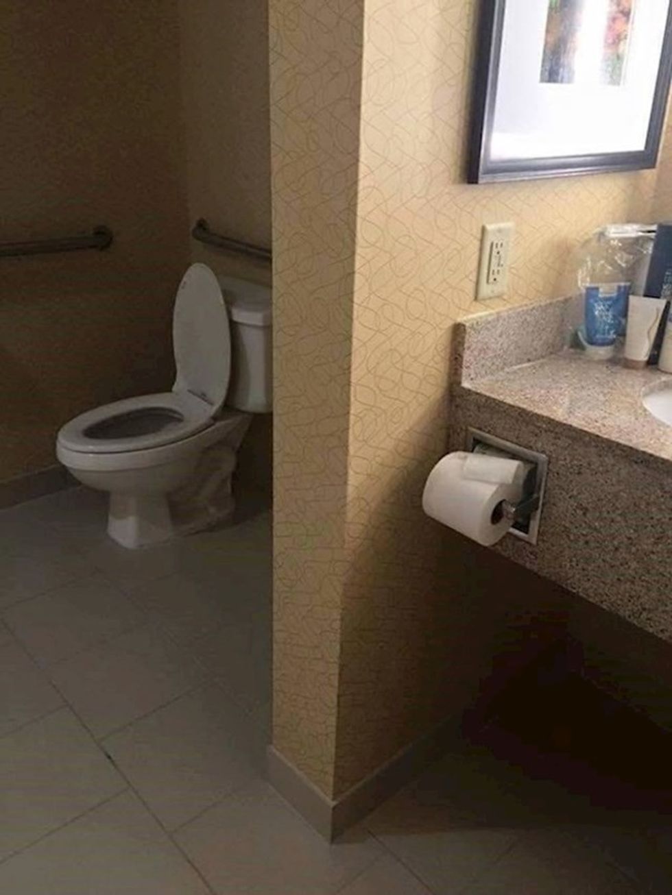 c4499706 94b6 47c8 ba33 072cc5bd1573