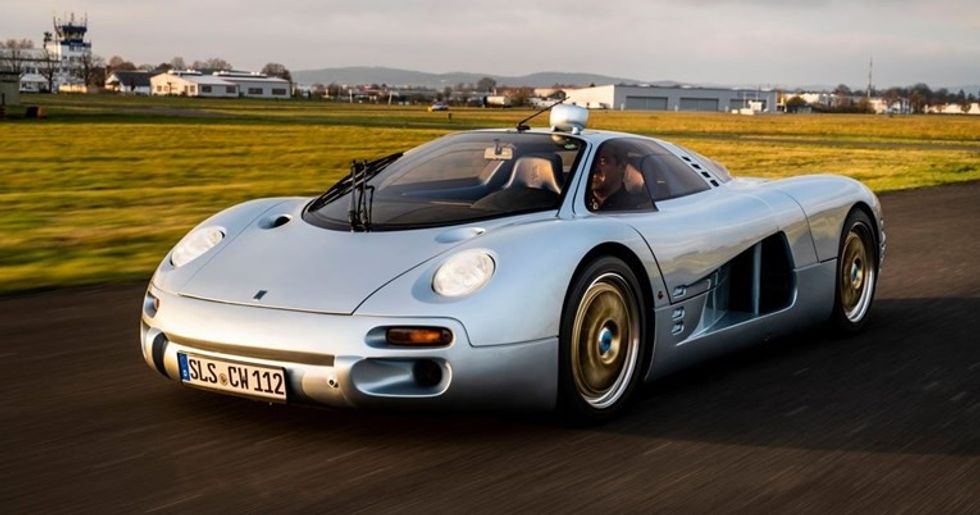 c7555d83 55a7 4d63 919c f2cc7795e685