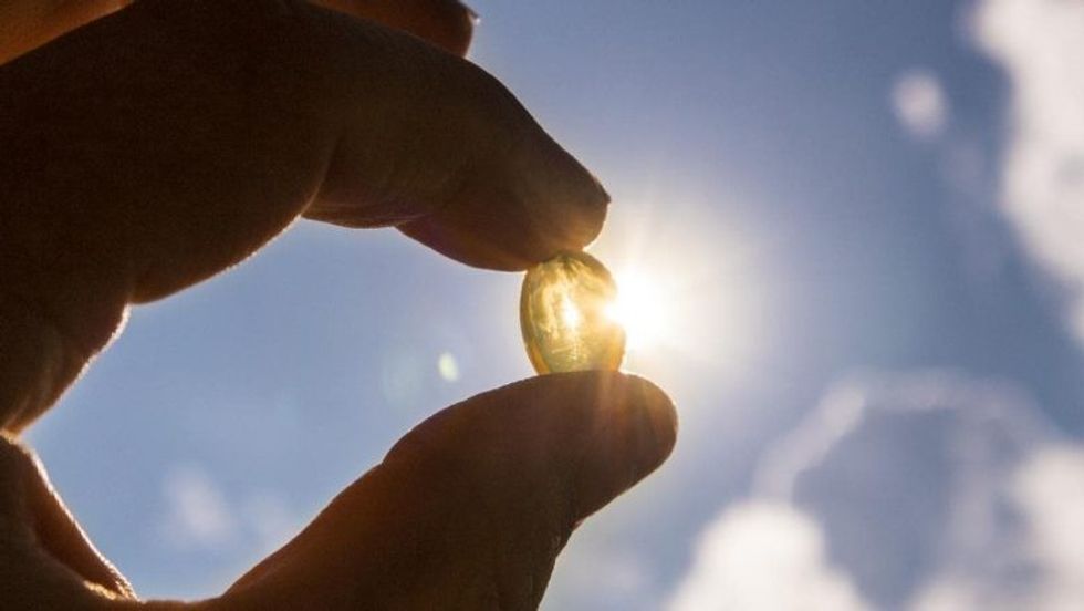 c827d0f58d9f15c85442e4c413ef170d 1