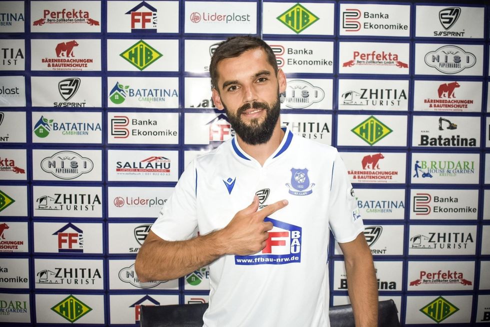 C9710C4C 9D57 4432 BD34 1FB3A38E2780