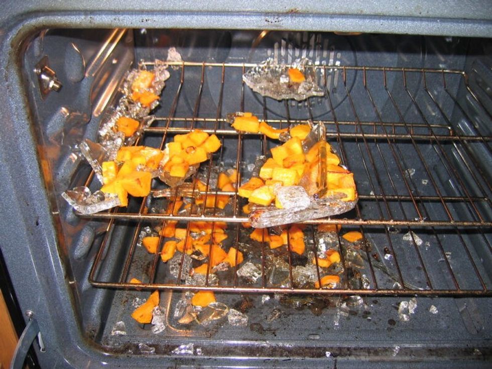 Can you put glass in the oven 06
