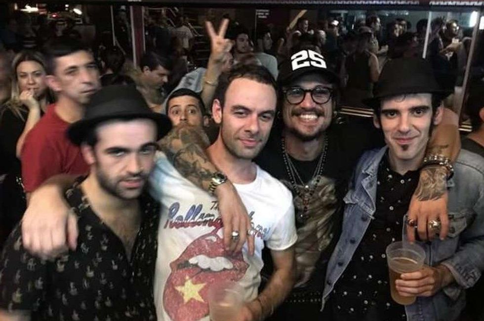 capture-20161120-180423