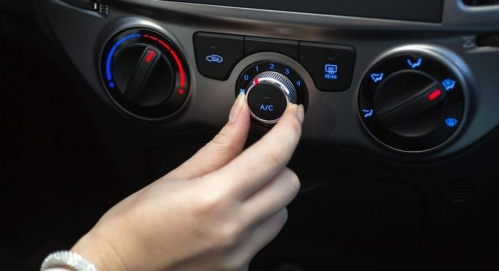 car AC e1507698290522