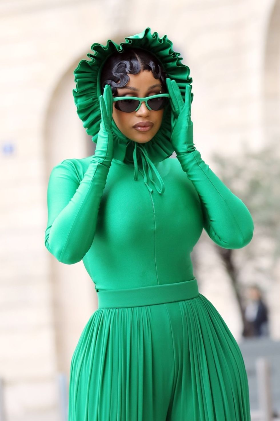 cardi b green 08