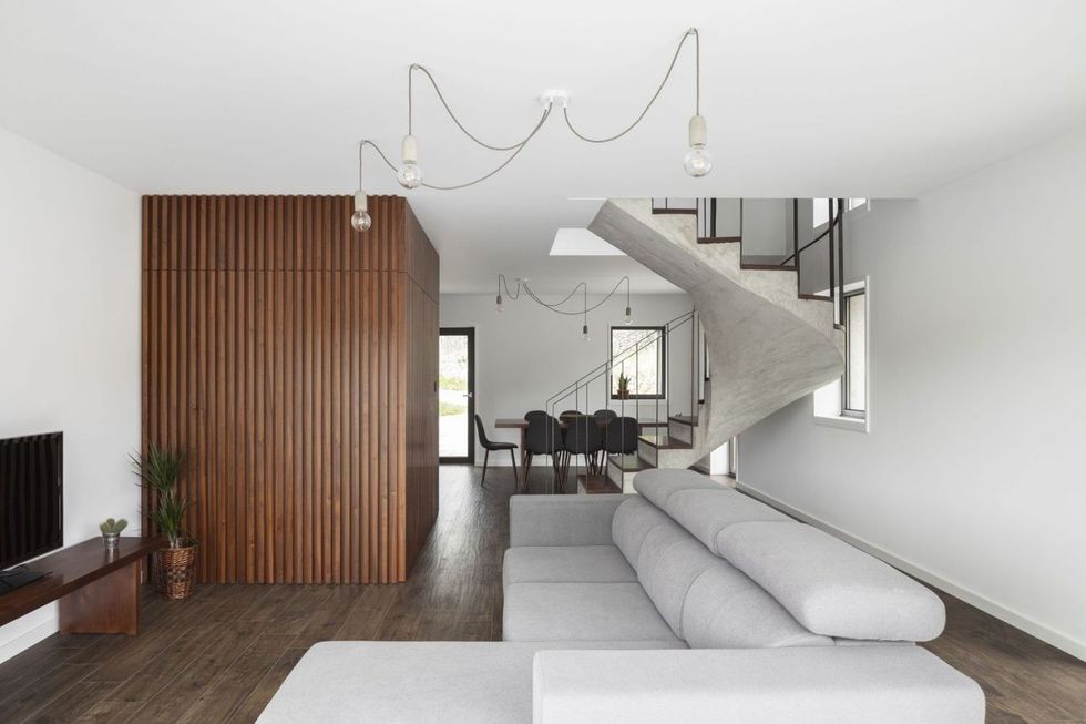 casa box tiago sousa romarigaes portugal 0 1