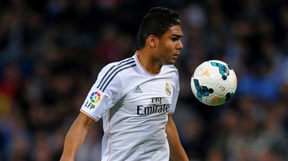 casemiro-jam-b-euml-r-euml-burr-euml-tek-porto_hd.jpg
