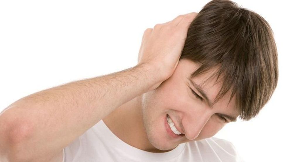 causes neck swelling ear pain c6c828f7929fa6f6 n4cQ4gPtS8qiHoZxaGZsLA