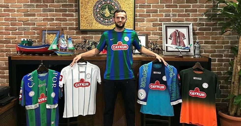 caykur rizespor samir ujkani ile anlasti 1532100449513