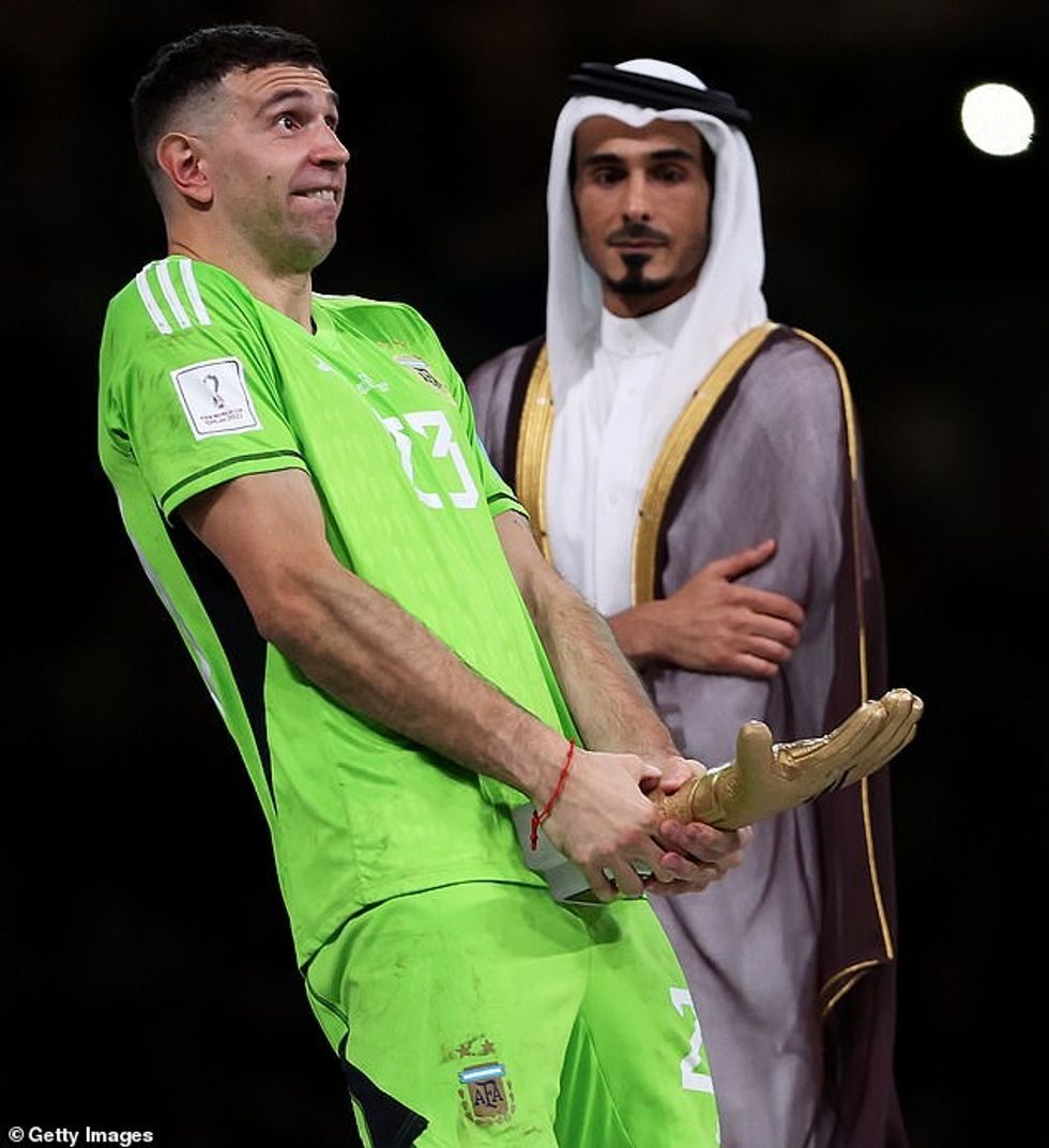 Ceferin tha se gjesti i turpshëm i Martinez me trofeun e Dorezave të Artë ishte 'një gjë e neveritshme'