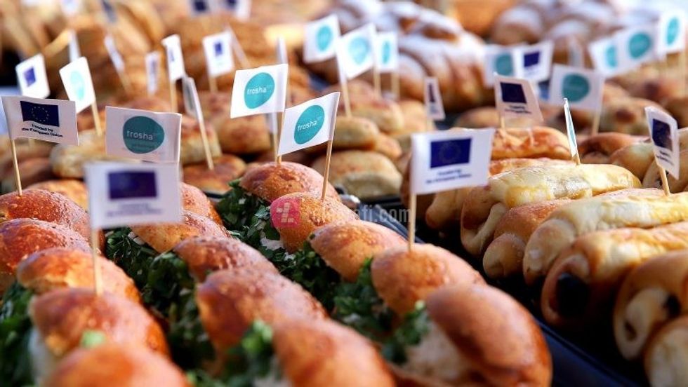 ceremonia e inaugurimit te kompanine Trosha LLC foto Ridvan Slivova 17