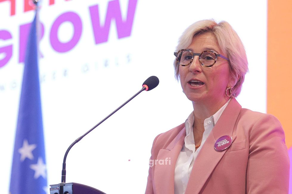 ceremonia permbyllese Global Engineer Girls GEG Kosova Ebru Ozdemir foto Ridvan Slivova 6