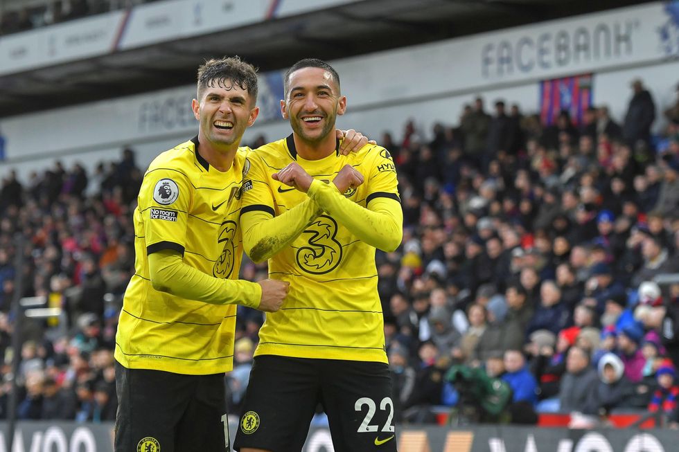 Chelsea i ofroi AC Milan Christian Pulisic (majtas) dhe Hakim Ziyech (djathtas) si pjesë e marrëveshjes