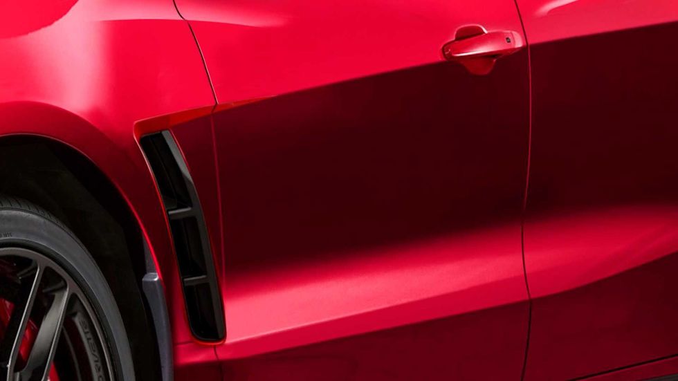 chevrolet corvette c8 suv rendering