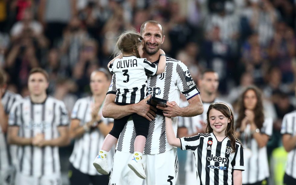chiellini festa copertina ok