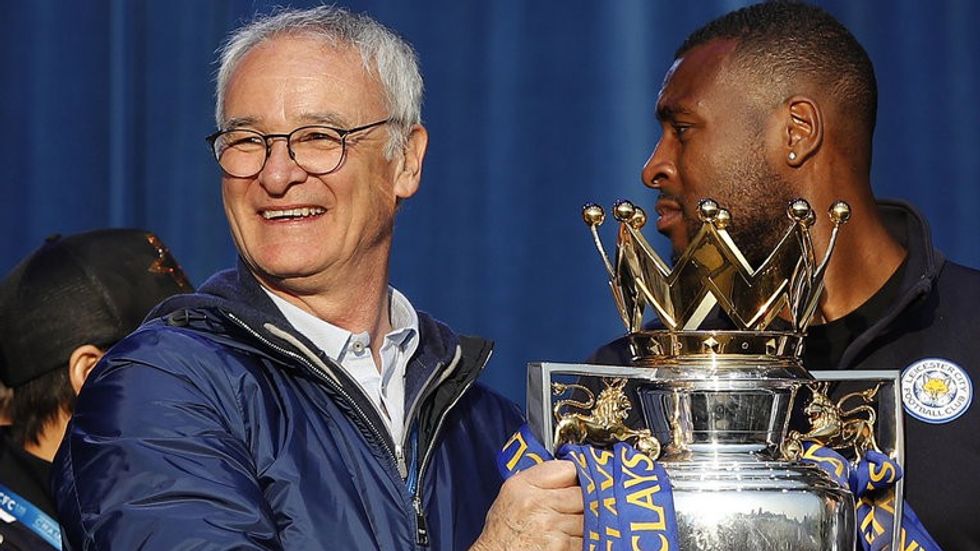 claudio ranieri trophy 3468082
