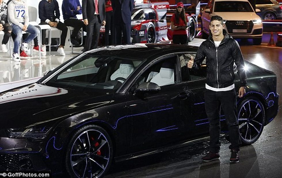 Çmimi i veturës së James: 304,770 euro.