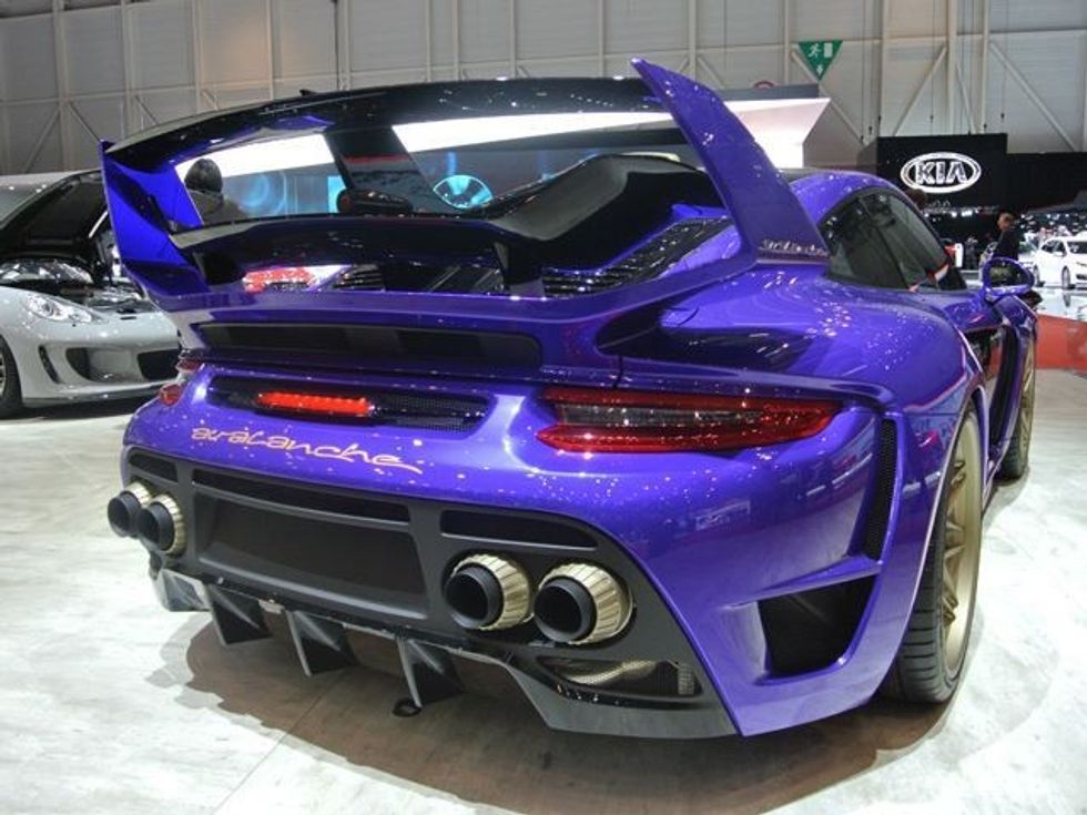 Çmimi marramendës i Porsche 911 Turbo foto 2