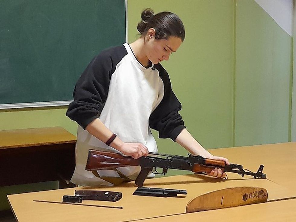 cmsv2 12175d9f 2e14 55aa a7e2 011893776a24 7390834